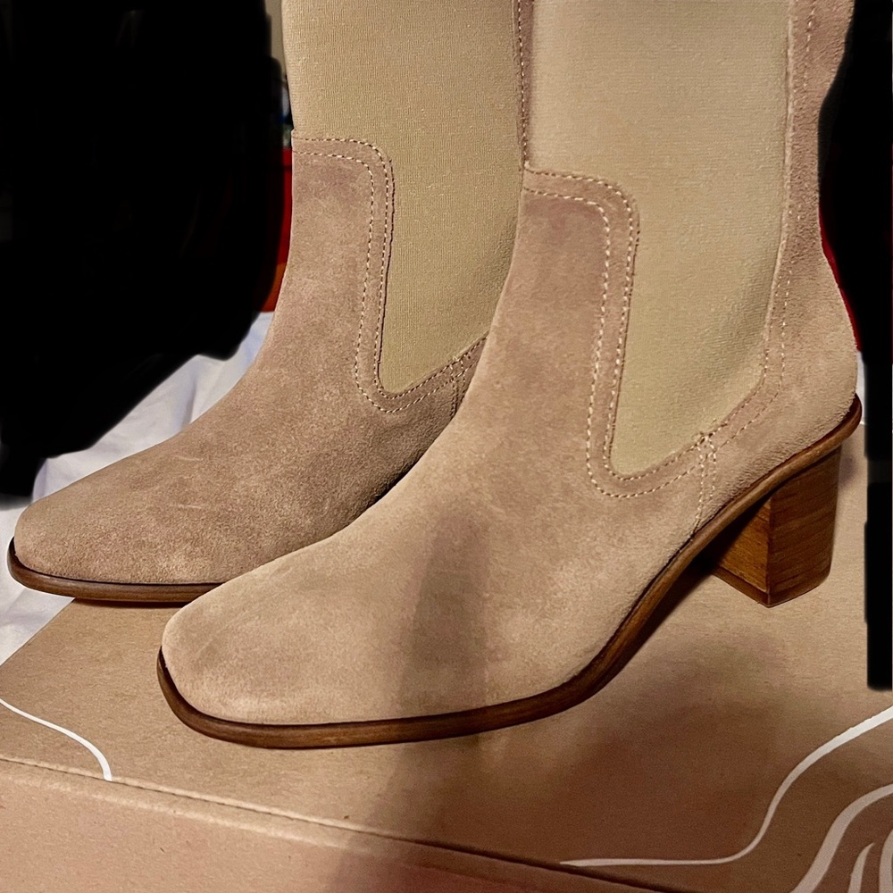 Portland Leather Goods Patina Vero Chelsea Boots Taupe Size 8 - Picture 2 of 8